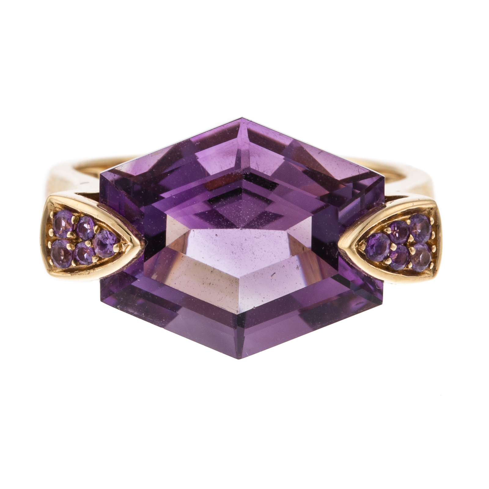 A FANCY CUT AMETHYST RING IN 14K 3358cc