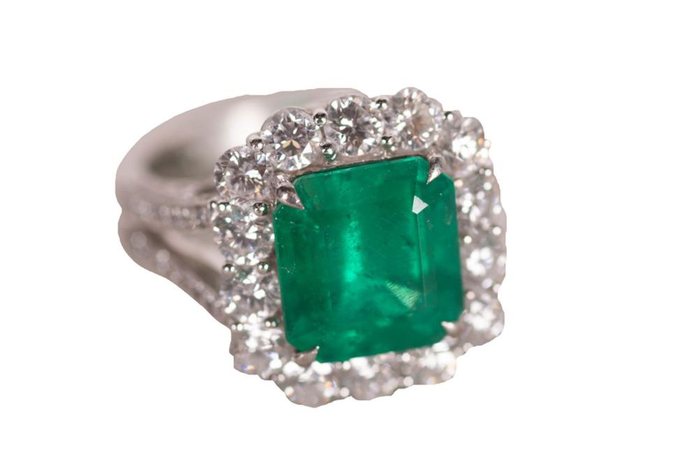 18 KARAT DIAMOND EMERALD COCKTAIL 3359f2