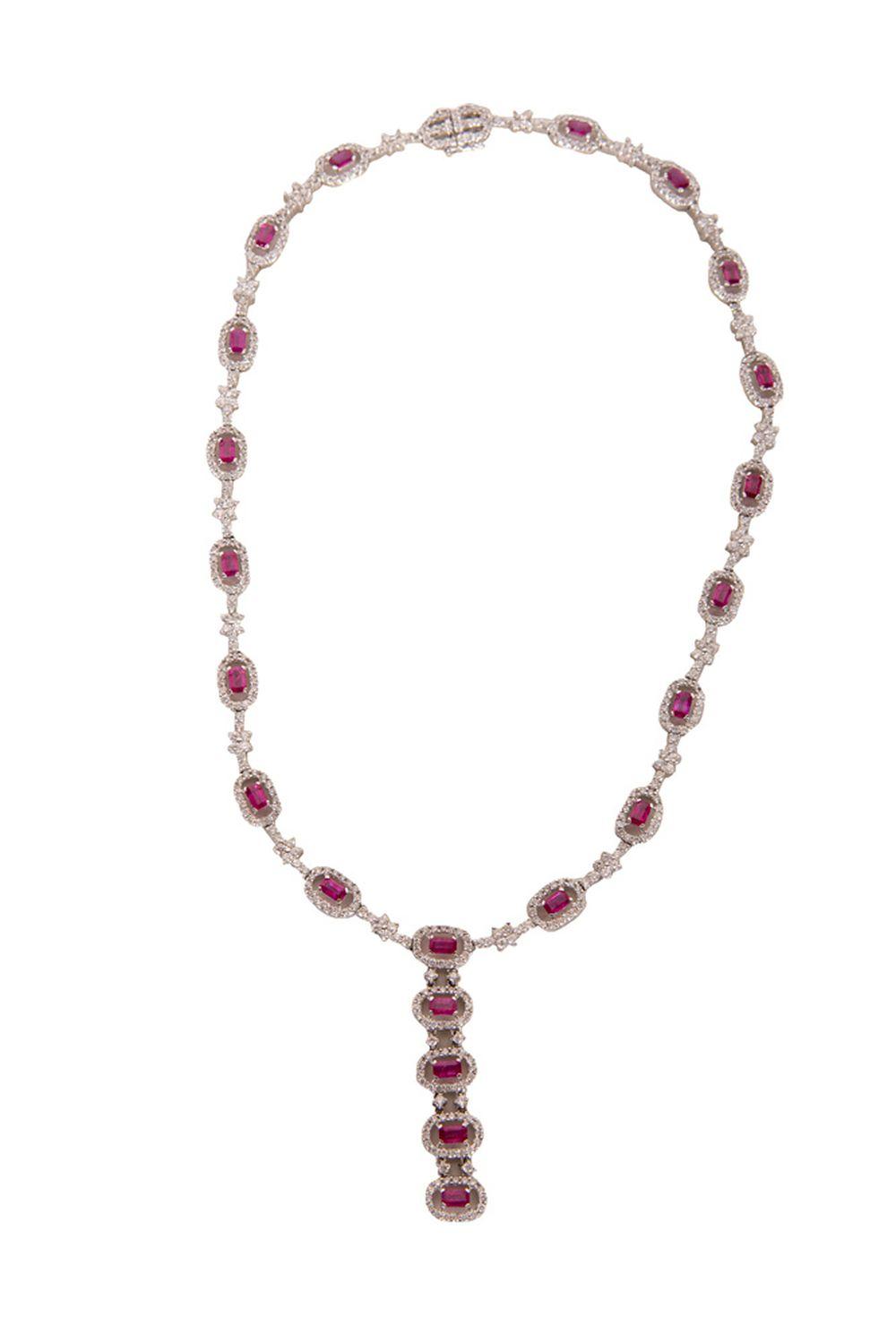 18 KARAT DIAMOND RUBY NECKLACEstamped 3359f3