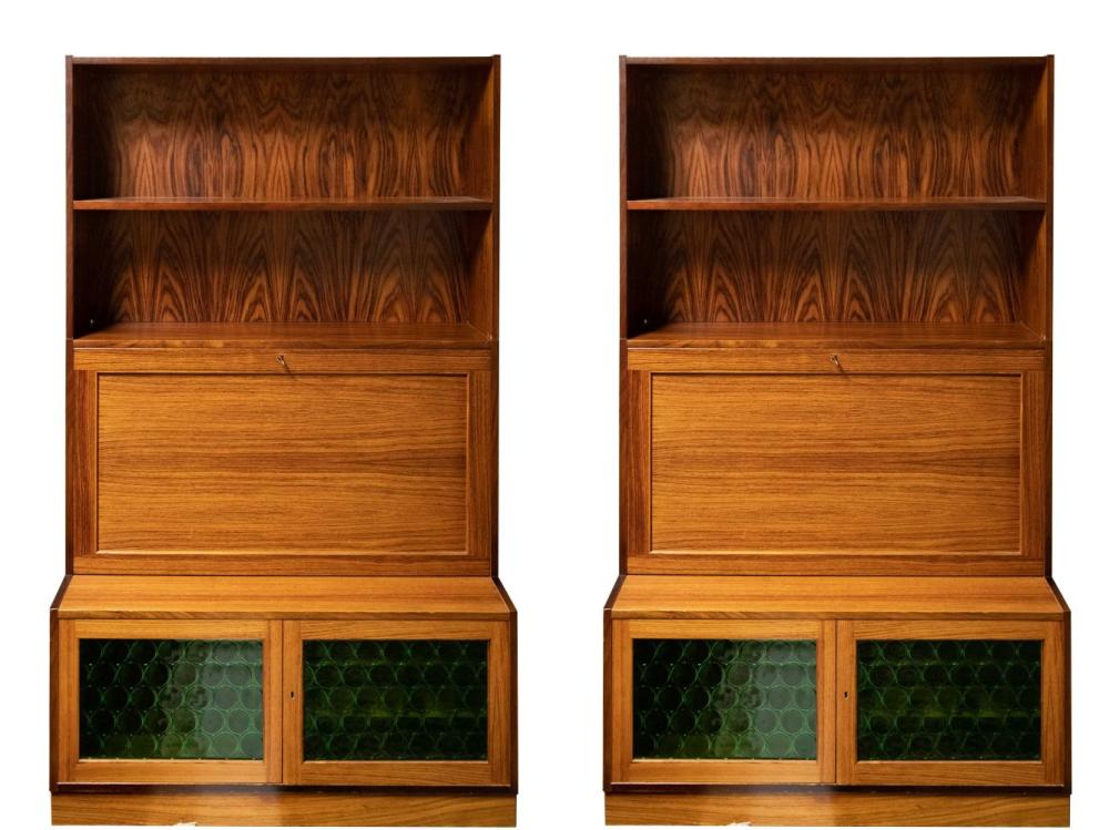 PAIR OF DANISH GLASS FRONT BOOKCASES39 335ab8