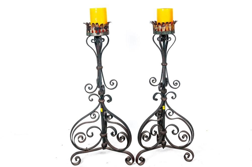 PAIR OF SPANISH WROUGHT IRON CANDLE 335c5e