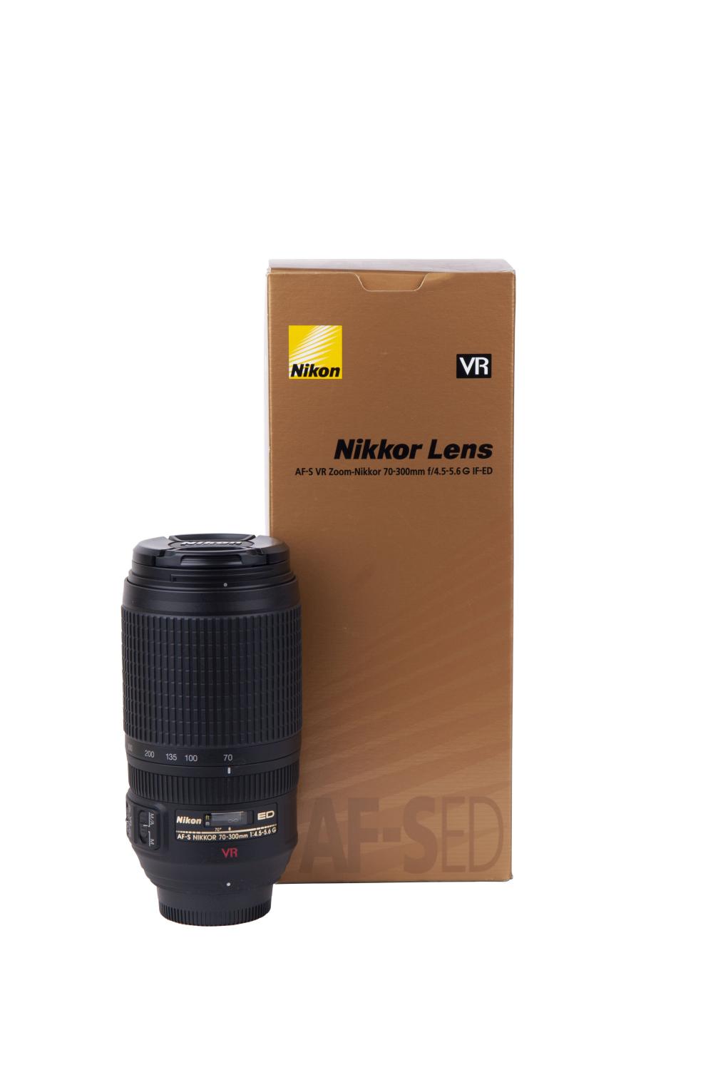 NIKON 70 300 LENSCondition in 335cd3