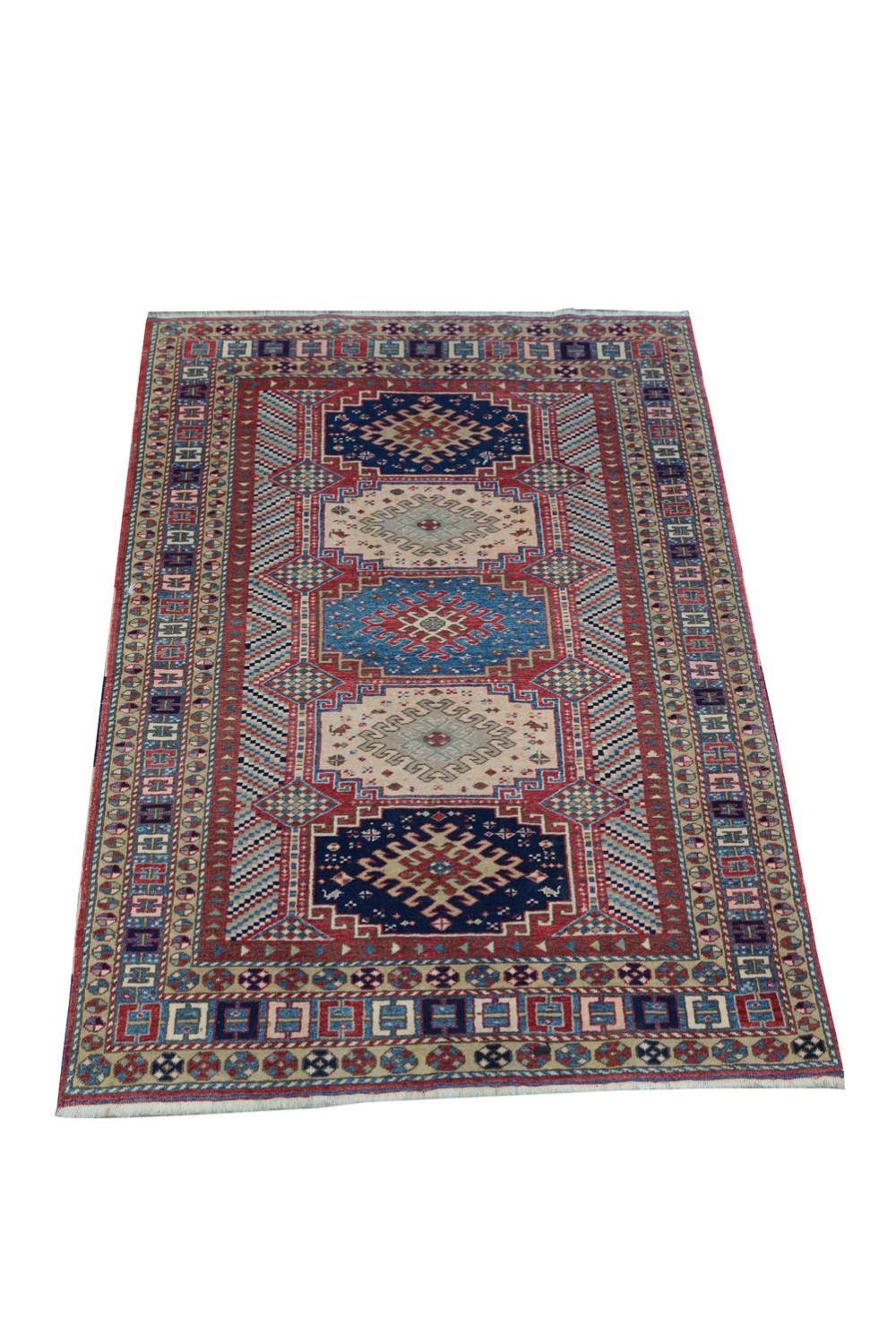 PERSIAN STYLE THROW RUGCondition  335d79