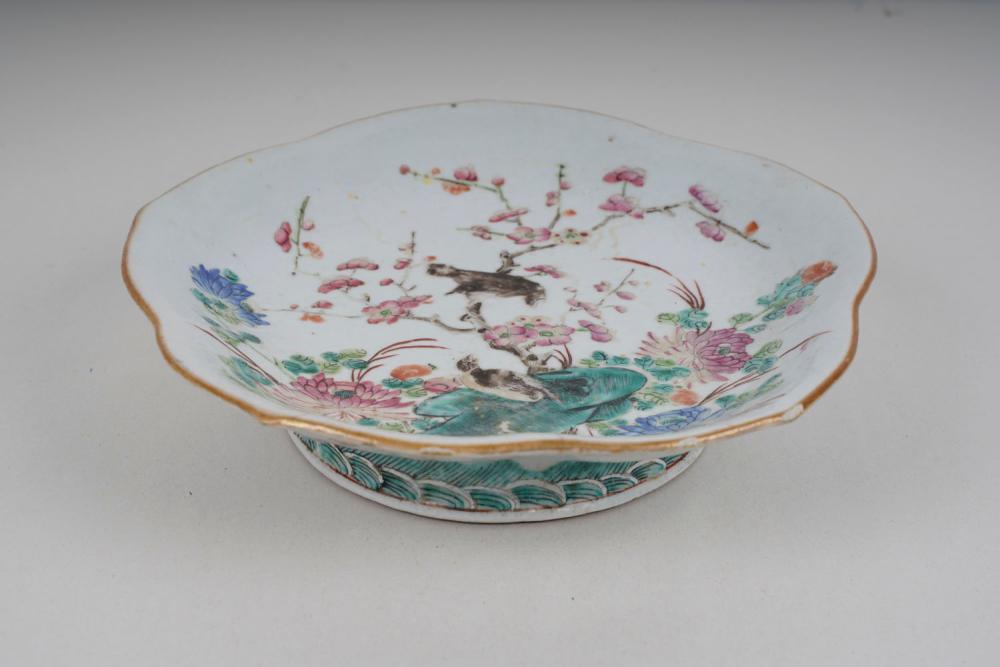 CHINESE FOOTED DISH9 inches diameter