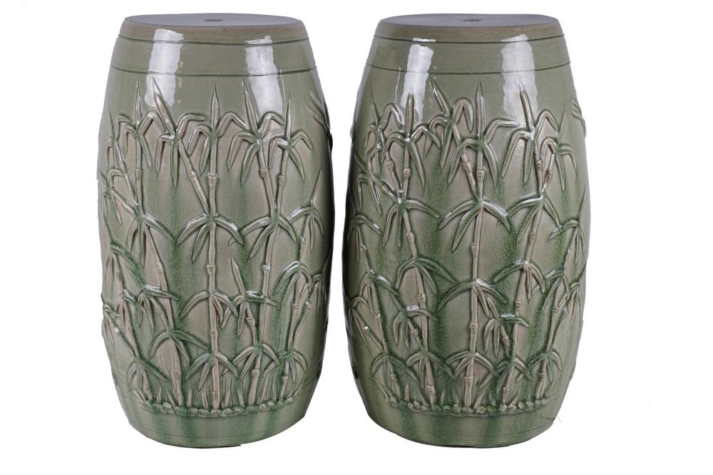 PAIR OF GREEN PORCELAIN GARDEN