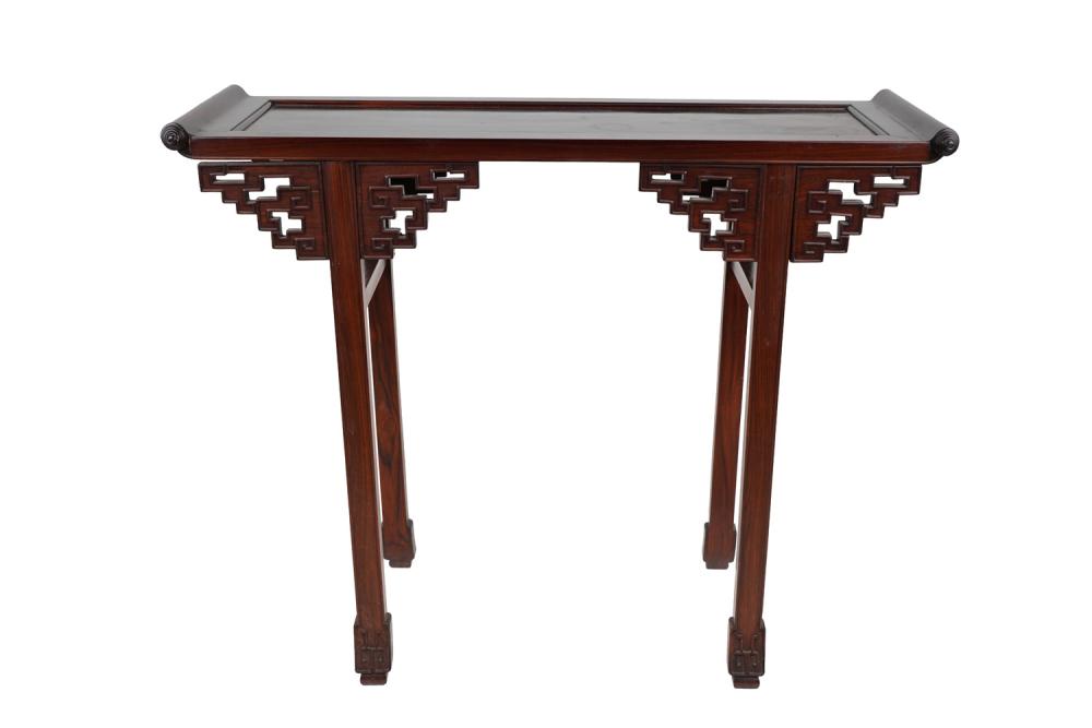 CHINESE CARVED HARDWOOD ALTAR TABLE40 335e5d