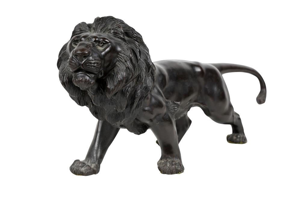 JAPANESE MEIJI BRONZE LION19 inches