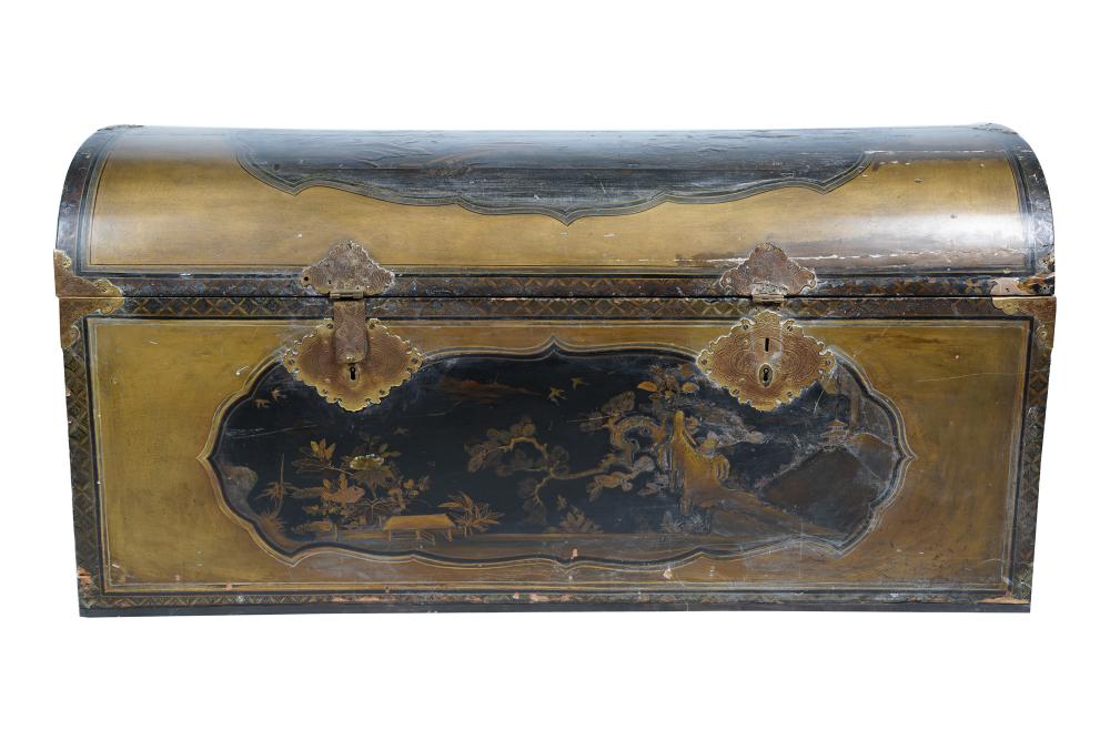 JAPANESE LACQUERED TRUNKCondition  335ec4