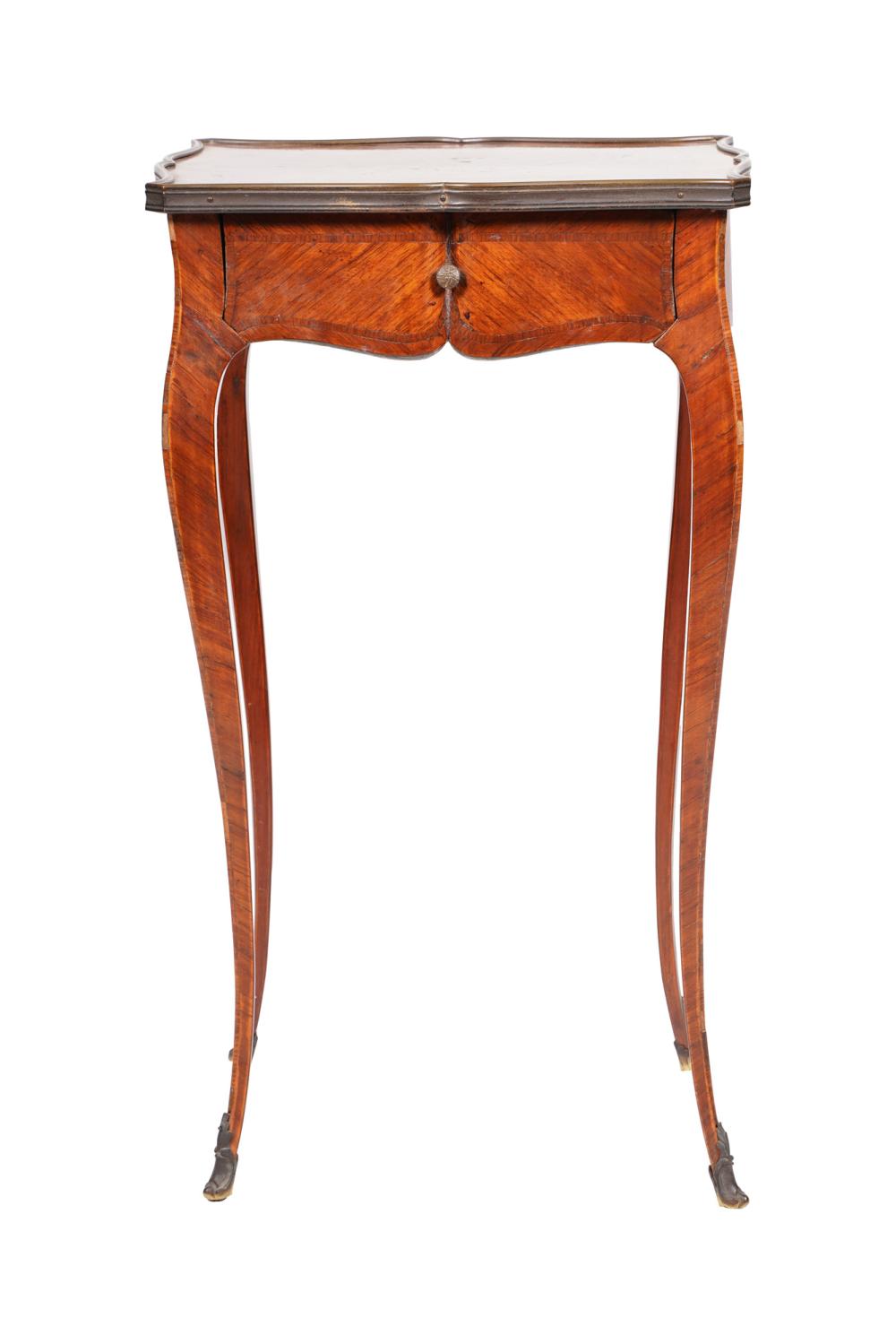 FRENCH FRUITWOOD OCCASIONAL TABLECondition  336022