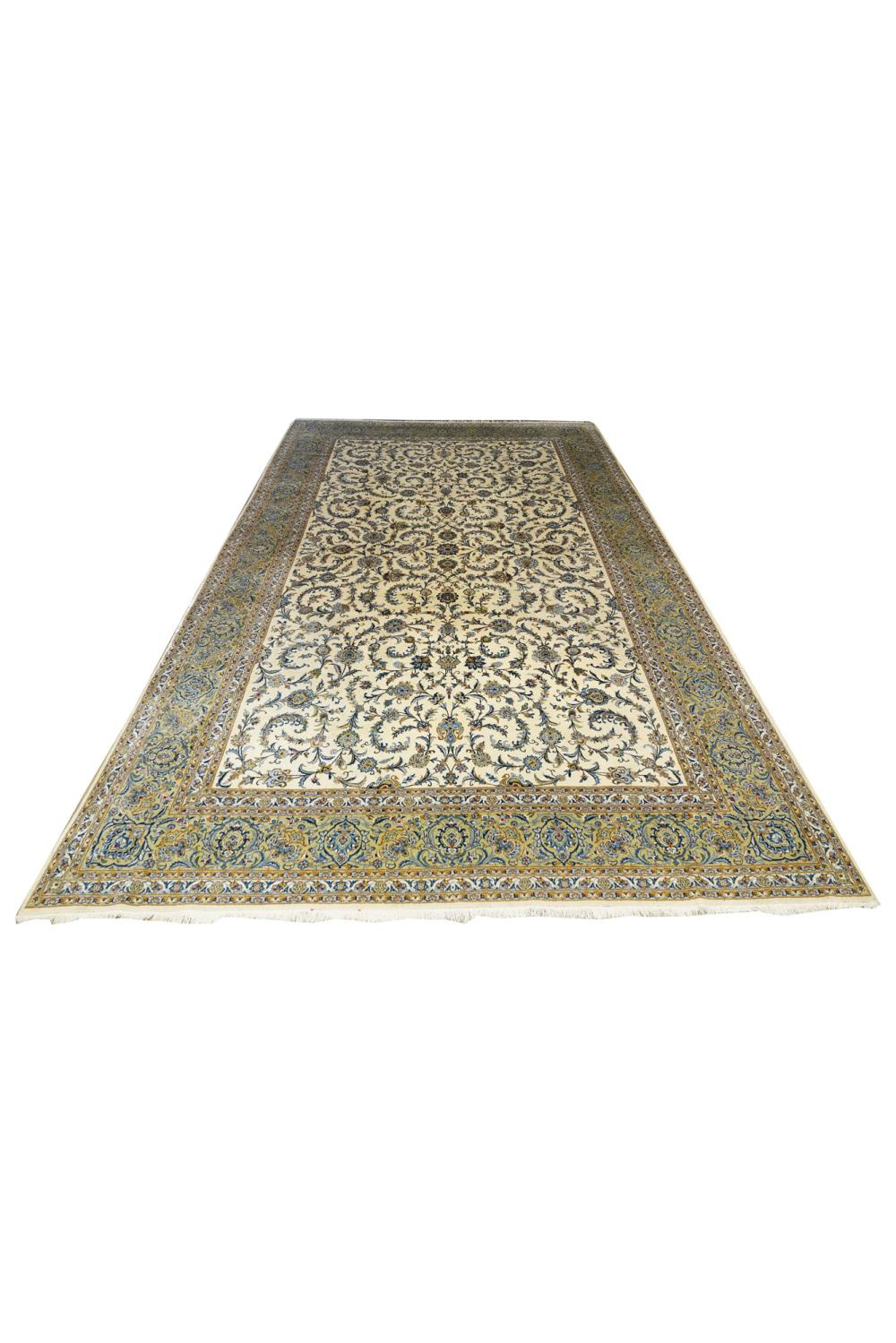 KASHAN CARPETProvenance The Estate 33606f