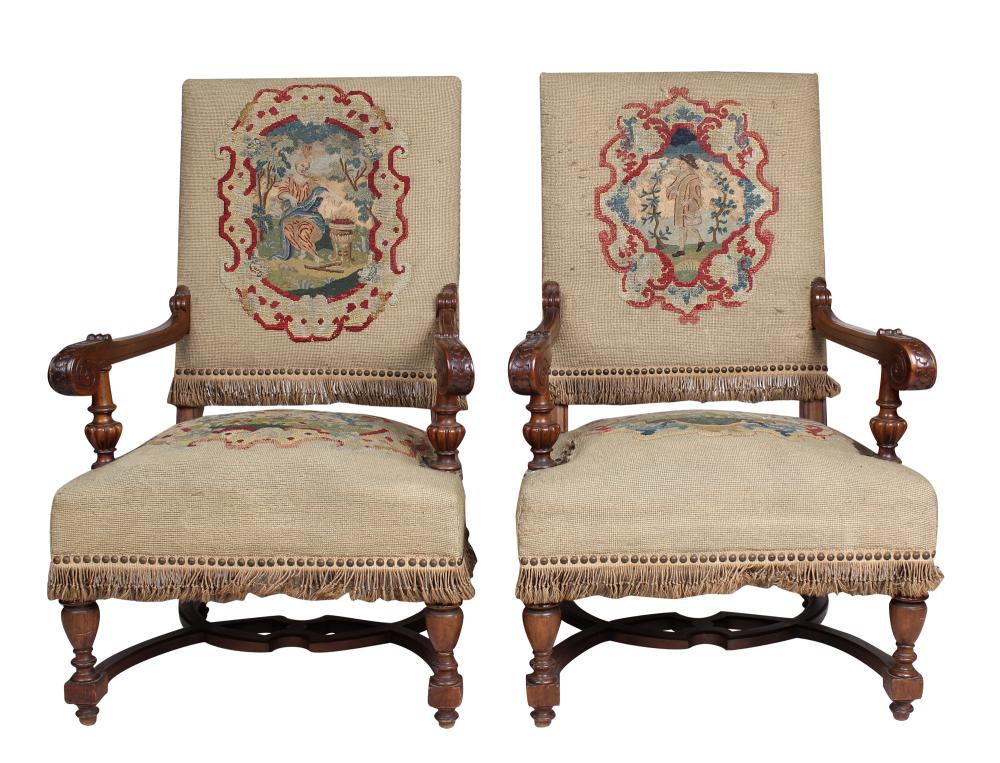 PAIR OF RENAISSANCE STYLE NEEDLEPOINT 33624d