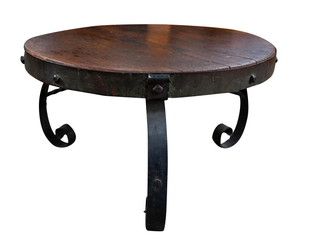 IRON BASE WOOD COFFEE TABLECondition: