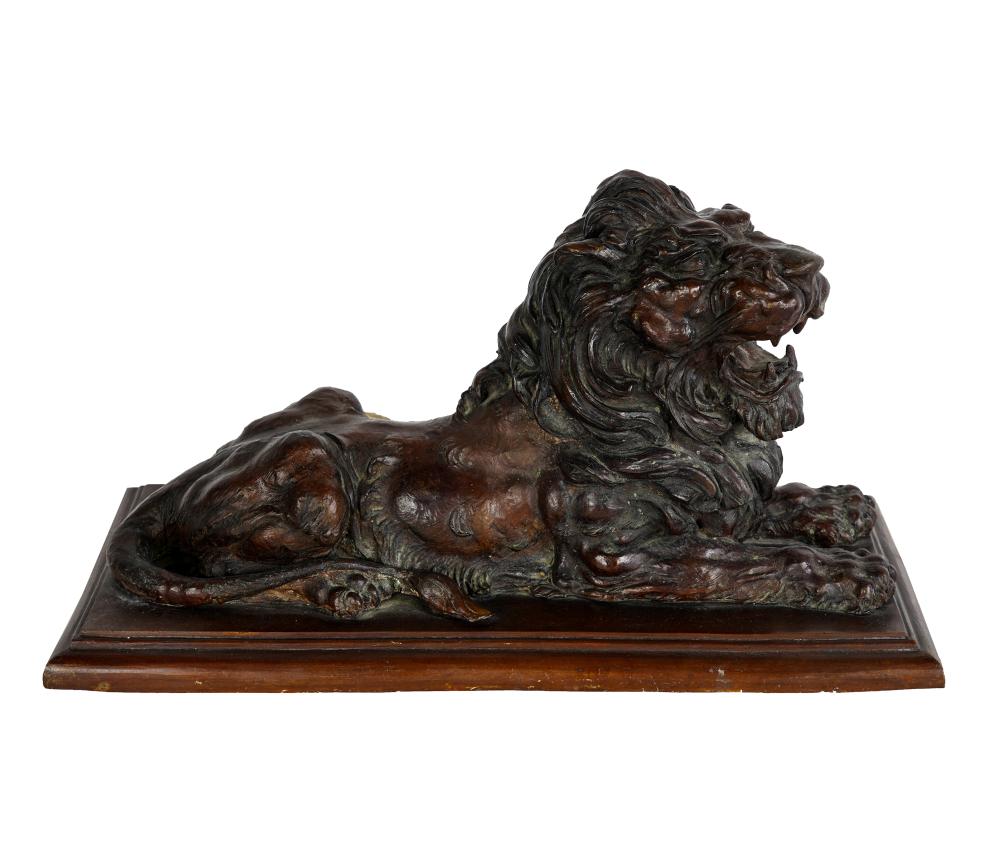 BRONZE RECUMBENT LIONon bronze 336621