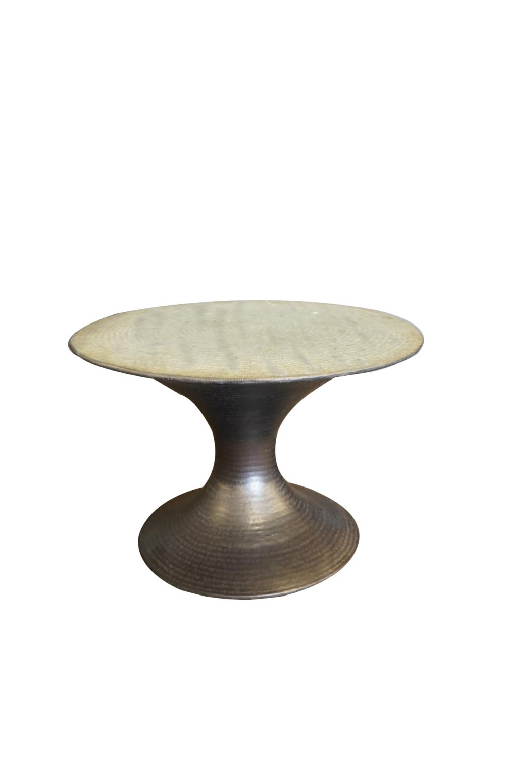 ROUND COPPER OCCASIONAL TABLECondition  3366a4