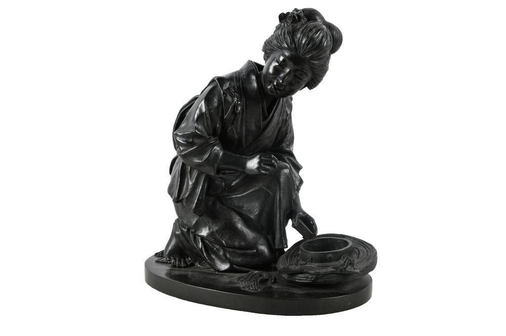 MEIJI FIGURE OF A WOMANbronze signed 336712