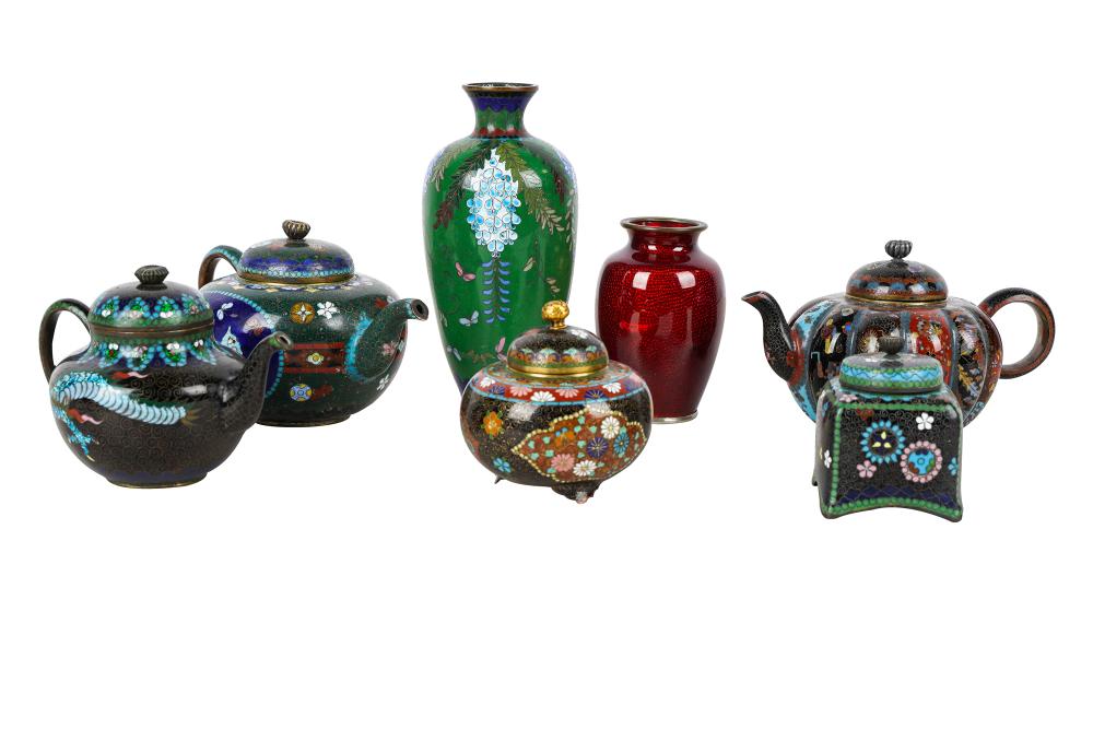 COLLECTION OF CLOISONNE PIECEScomprising 336806