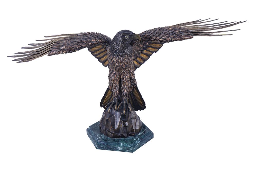 FIGURE OF AN EAGLEbronze unsigned 336841