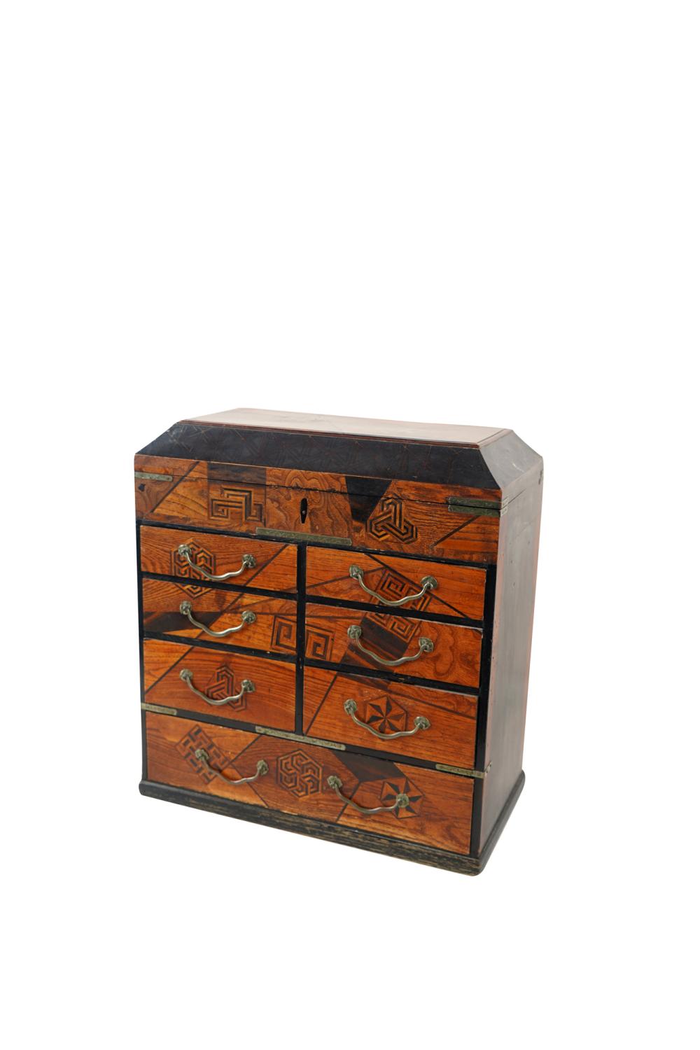 ASIAN INLAID JEWELRY BOXwith flip 336869