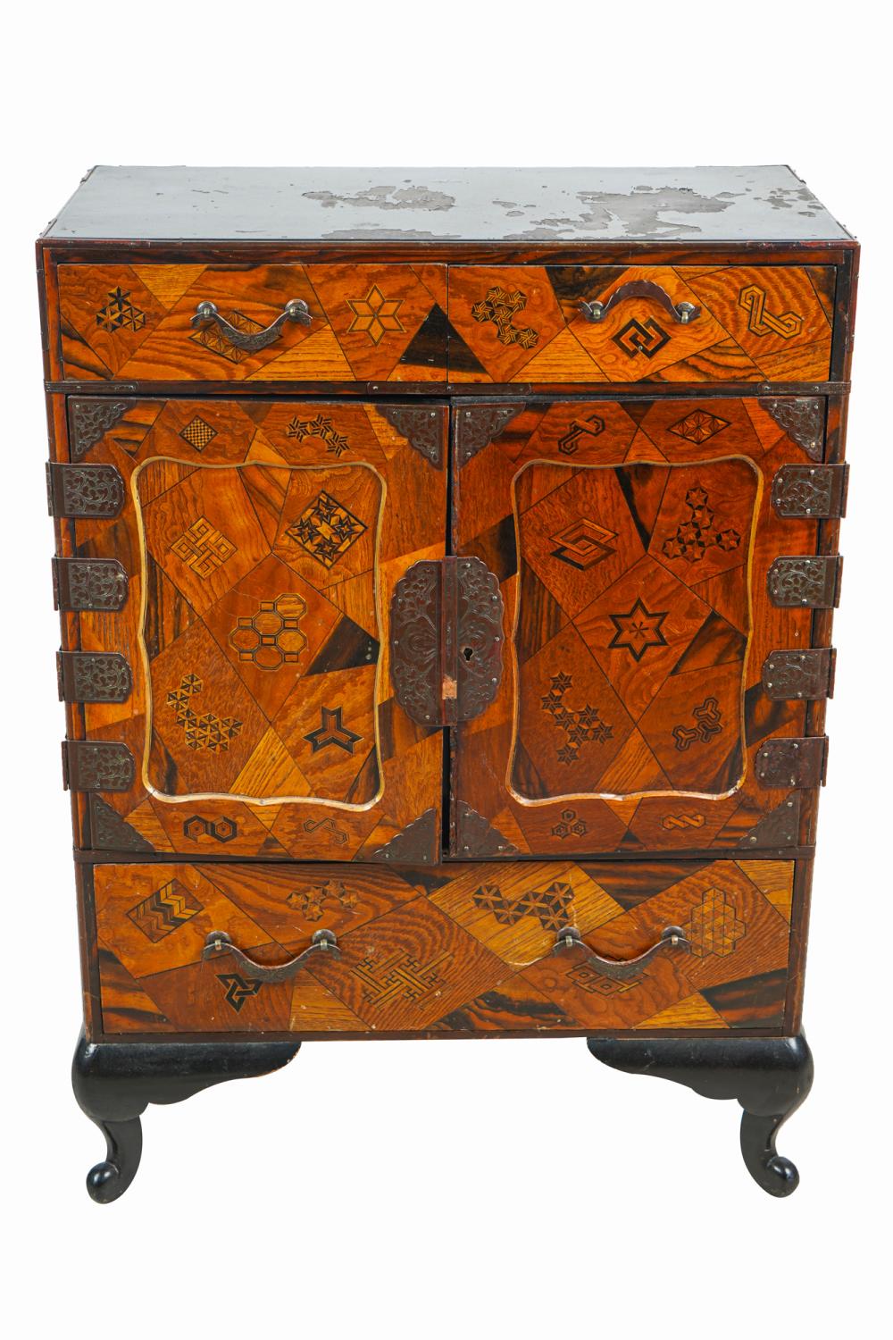 JAPANESE MARQUETRY INLAID CABINETProvenance  33689c