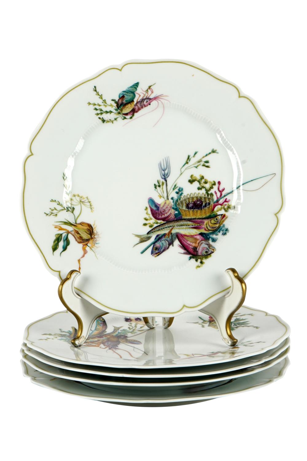 SET OF HAVILAND LIMOGES FISH PLATESwith 336977