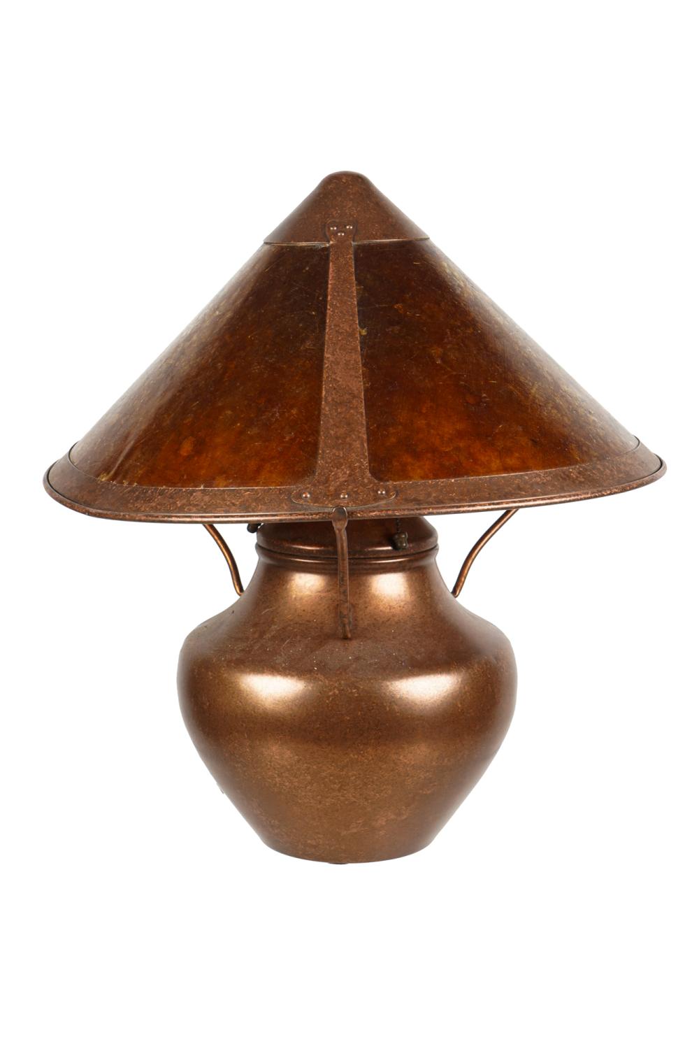 ARTS CRAFTS MICA COPPER LAMPCondition  336bf9