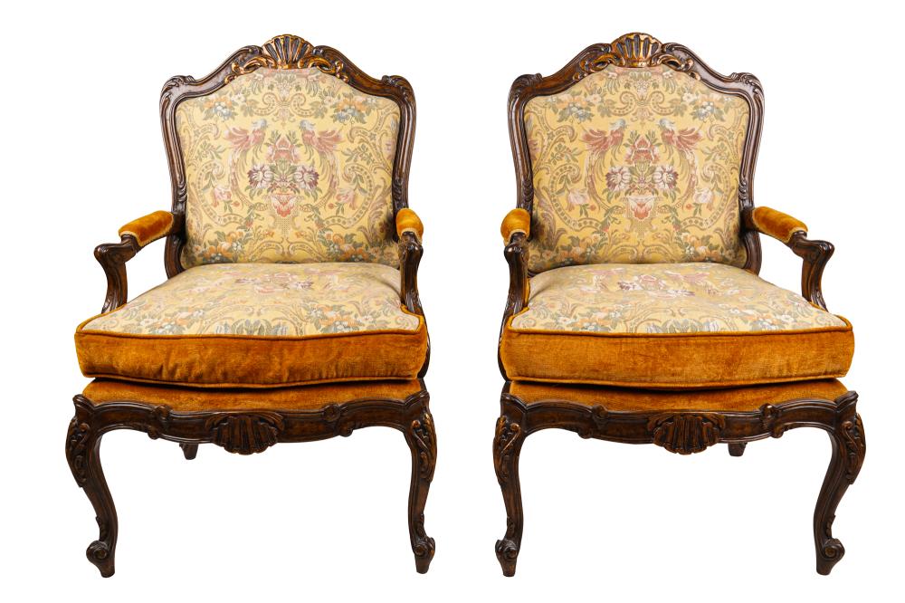 PAIR OF LOUIS XV STYLE CARVED WALNUT 336c06