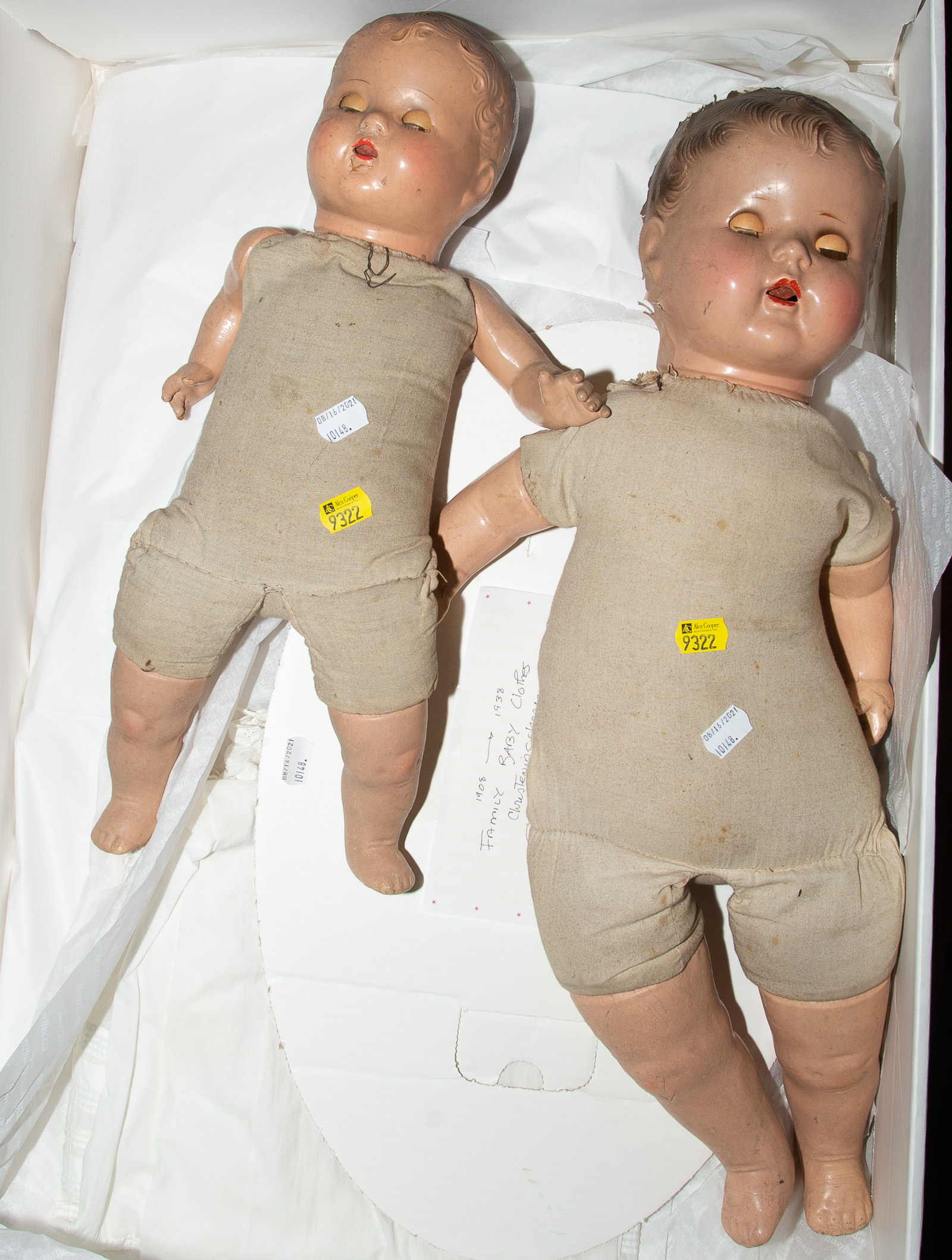 TWO VINTAGE COMPOSITION DOLLS  334522