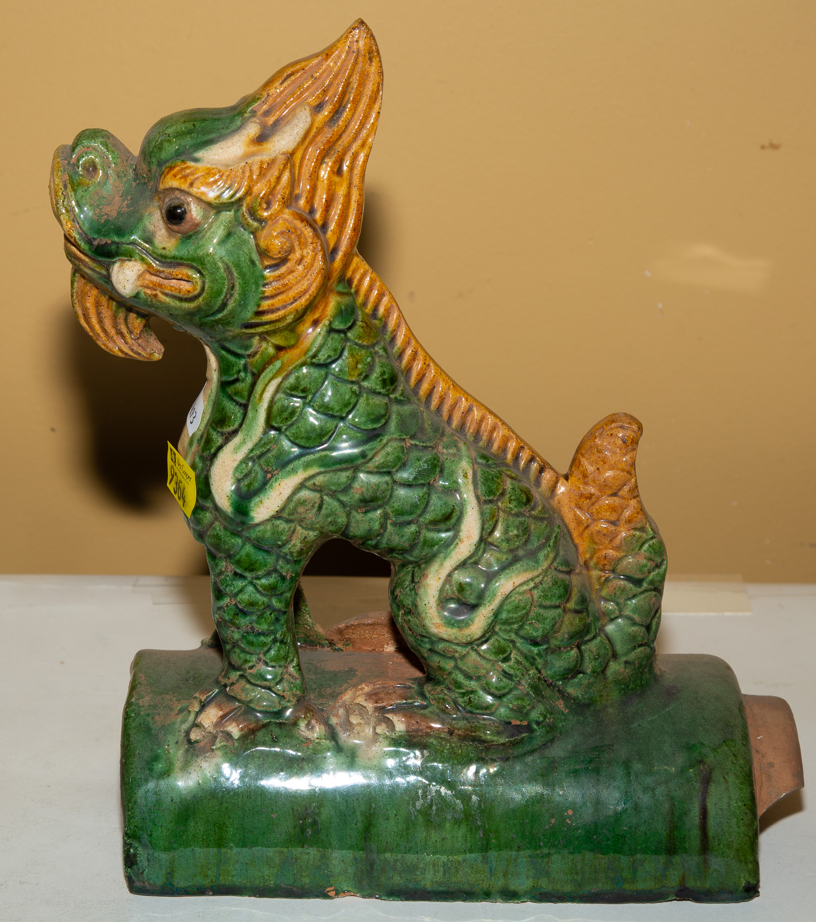 CHINESE FAMILLE VERTE DRAGON ROOF