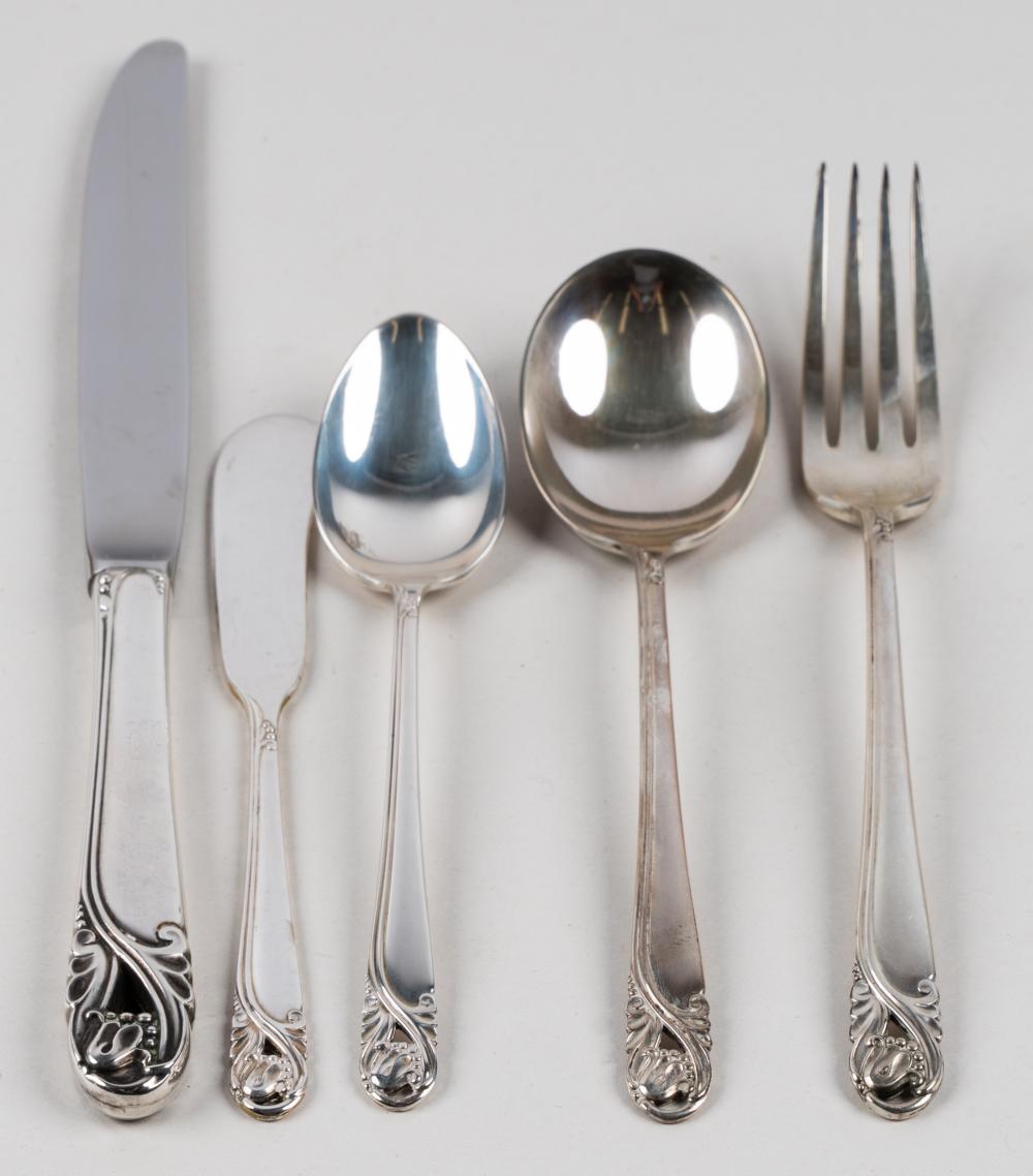 AMERICAN STERLING FLATWARE SERVICEInternational 3348b0