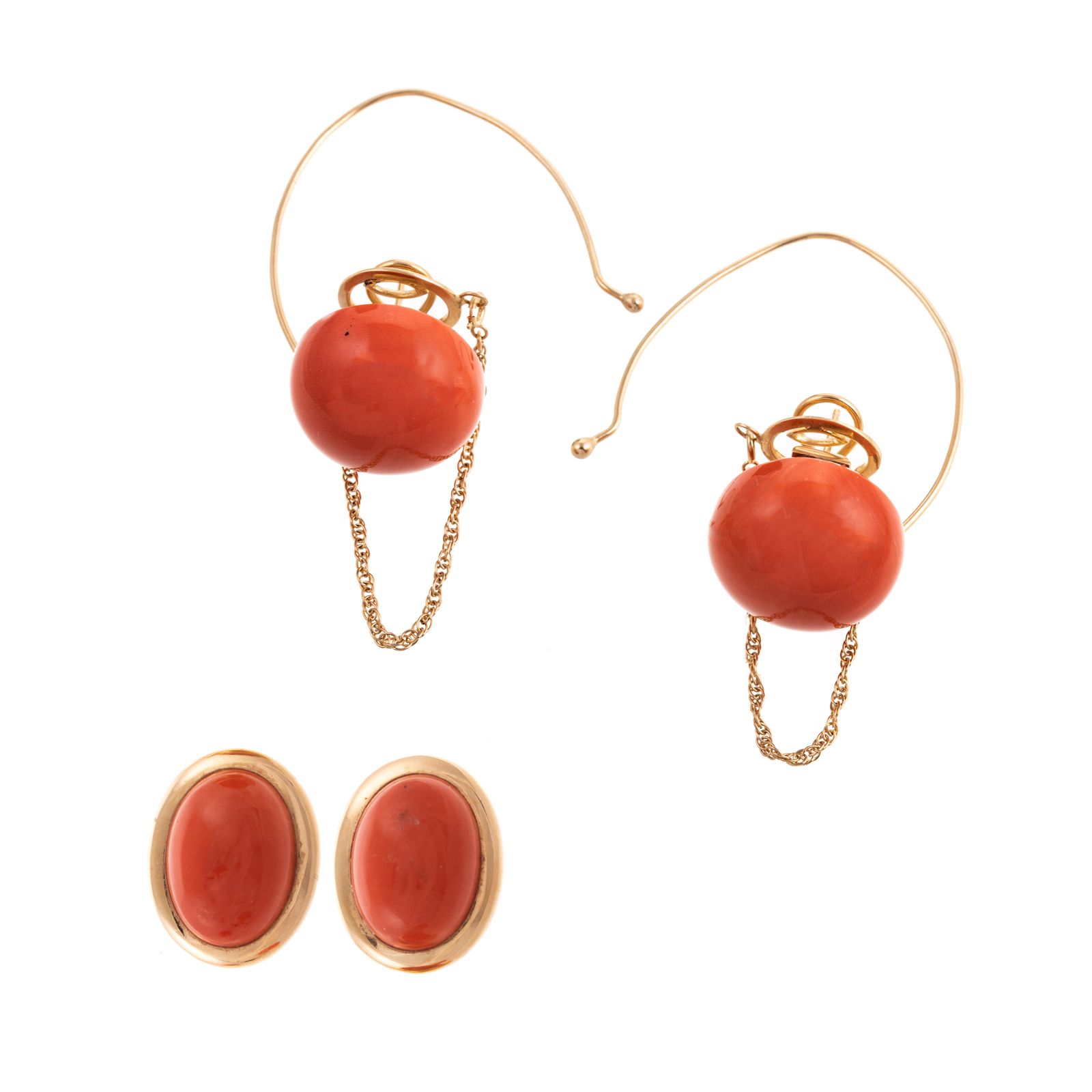 A DUO OF 14K YELLOW GOLD CORAL 3348f1