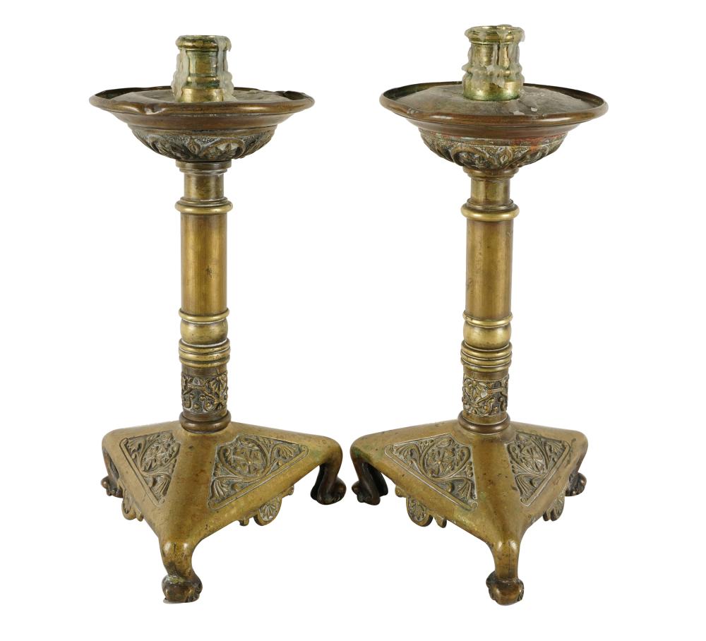 PAIR OF CONTINENTAL BRASS CANDLESTICKSCondition  33494e