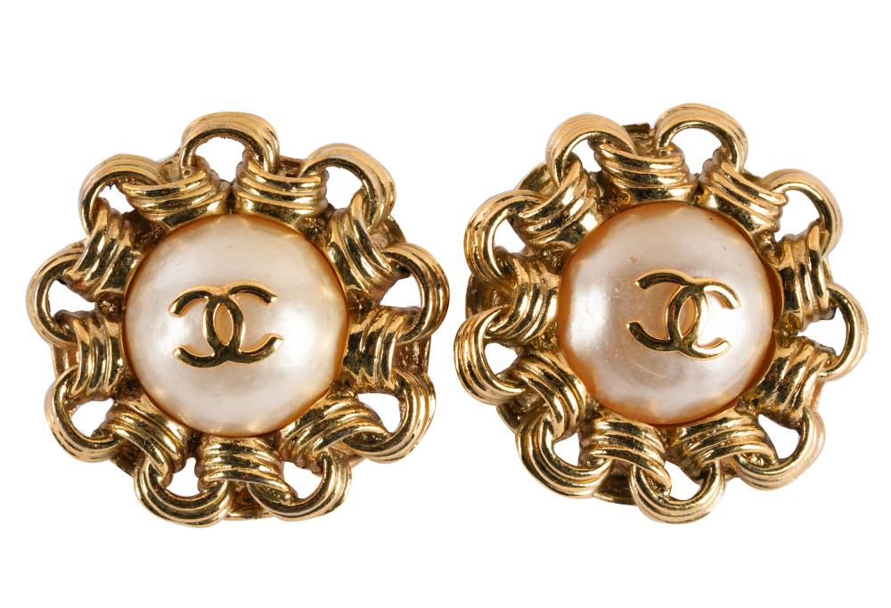 PAIR OF CHANEL COSTUME EARRINGSwith 334cbb