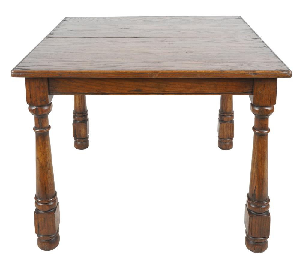 OAK DINING TABLEwith three extensions 334cdf