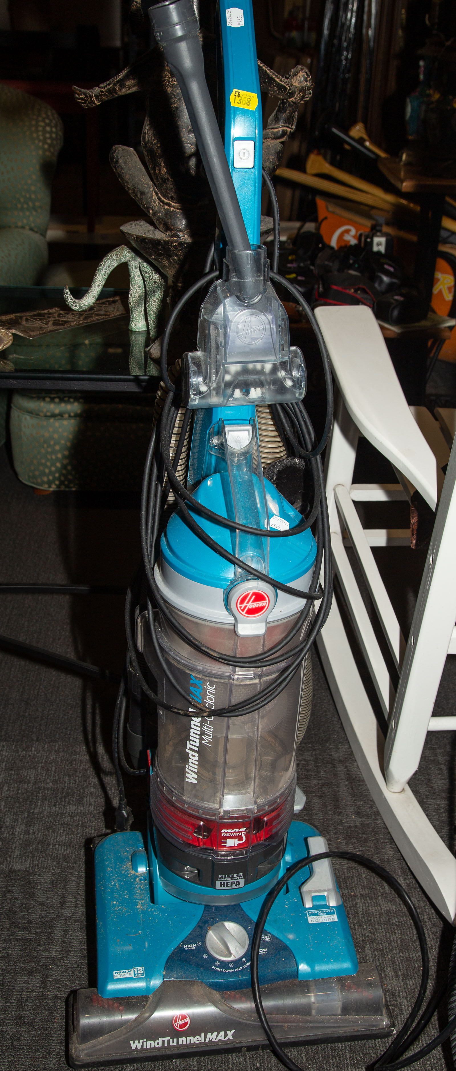 HOOVER WIND TUNNEL MAX VACUUM CLEANER