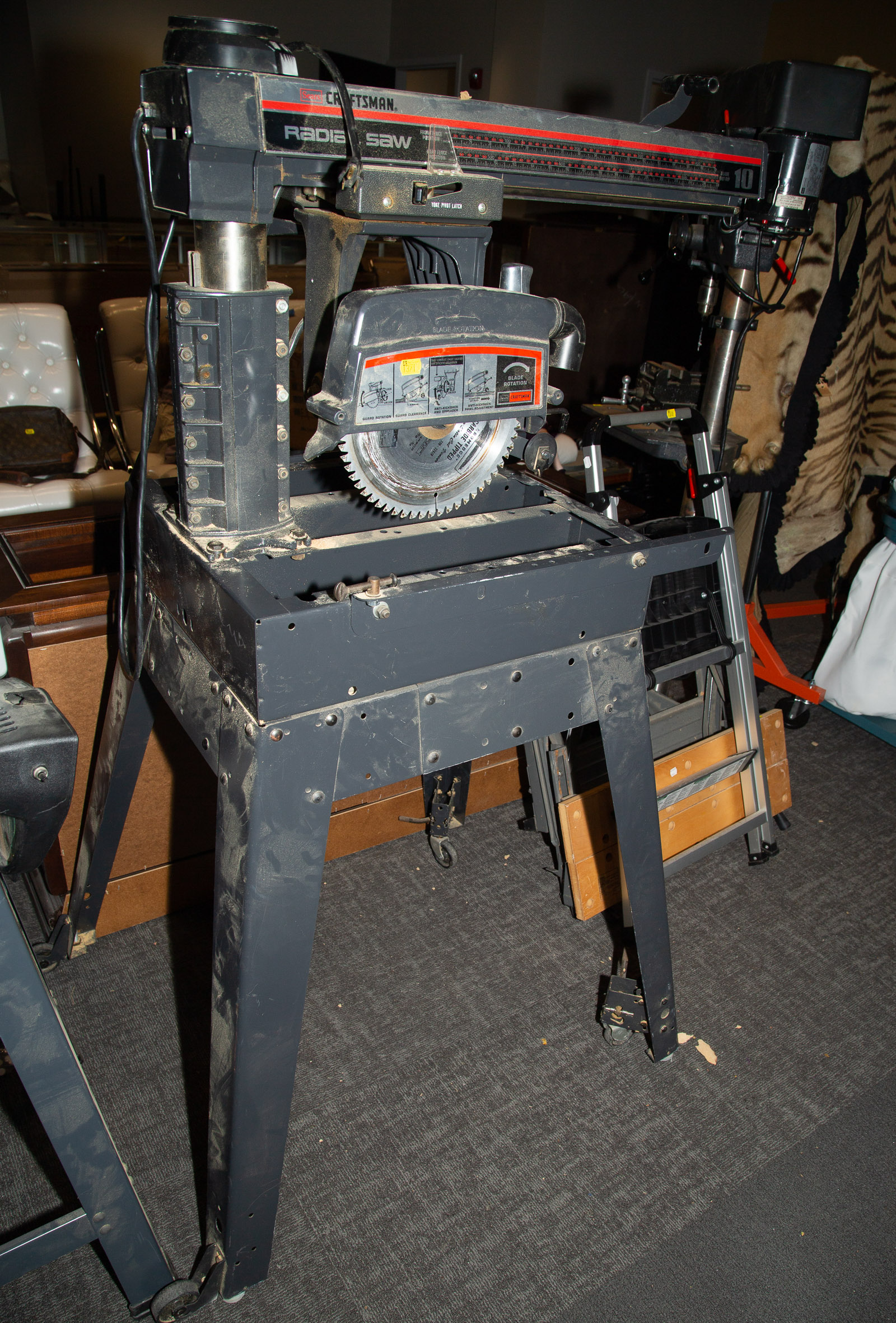 CRAFTSMAN RADIAL ARM SAW .