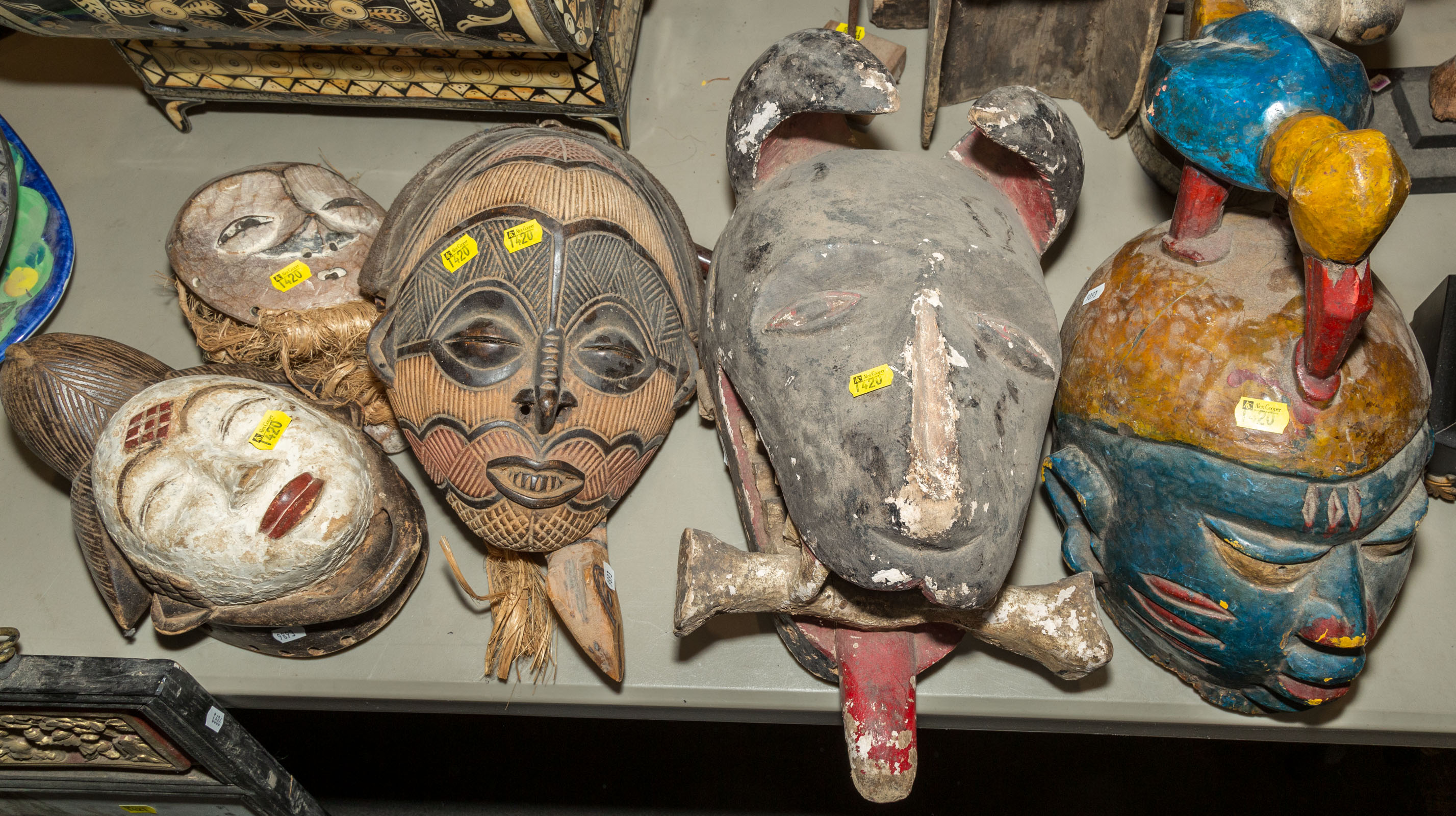 SELECTION OF SIX AFRICAN MASKS 334fbb