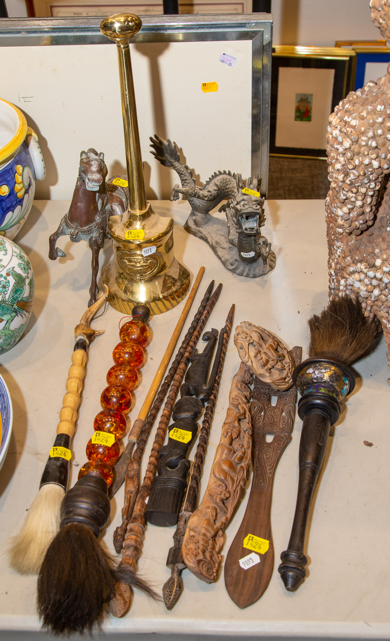 ASSORTED COLLECTIBLES & DECORATIONS