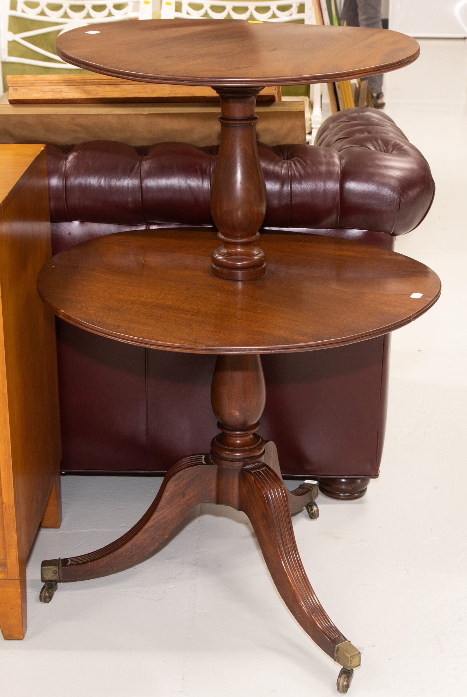 GEORGE III MAHOGANY DUMBWAITER