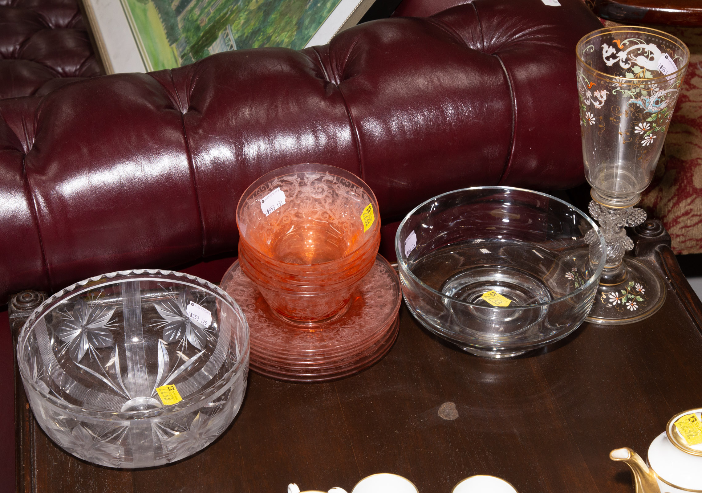 A COLLECTION OF CRYSTAL GLASSWARE 33515c