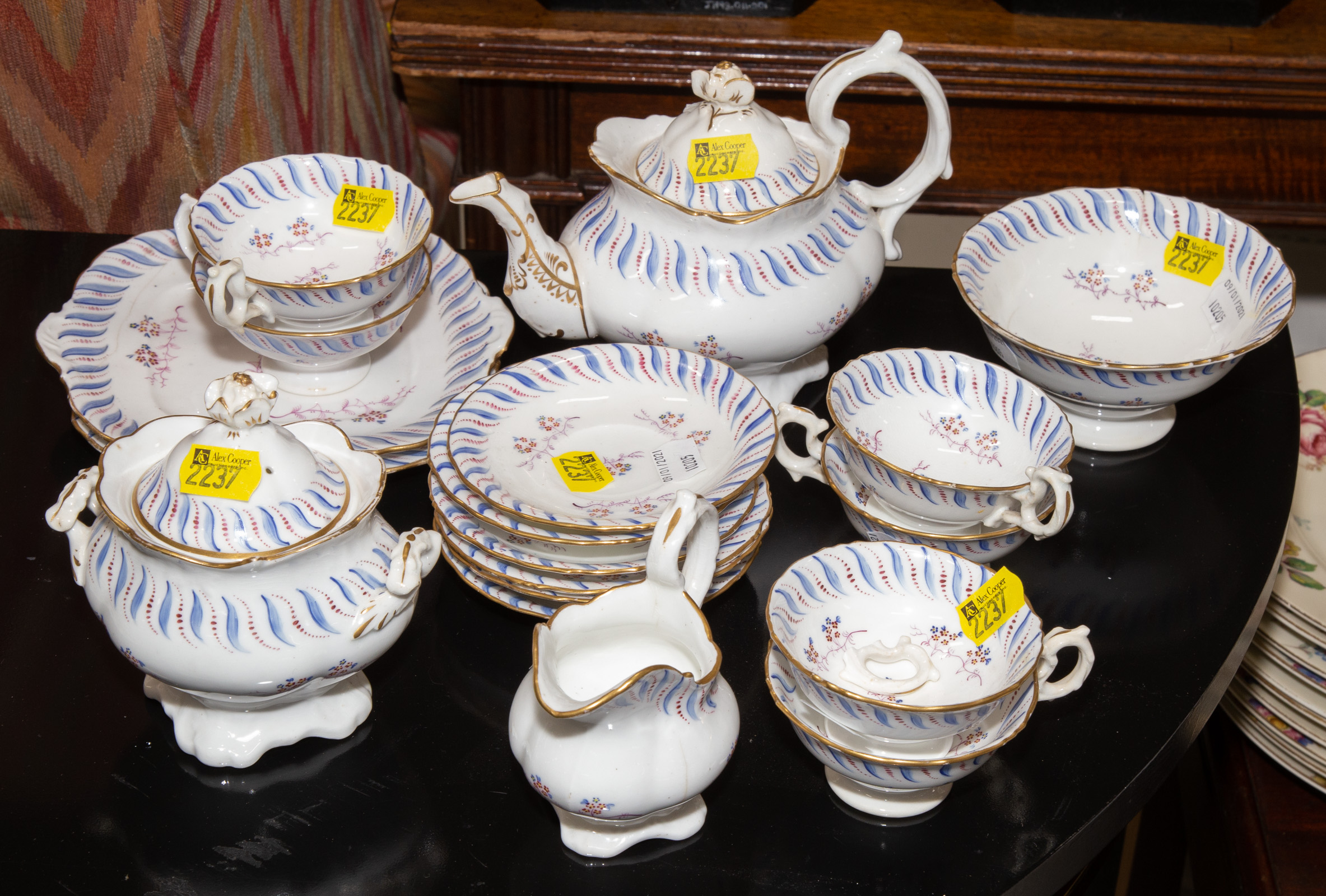 ENGLISH PARTIAL TEA SET Early 19th 335160