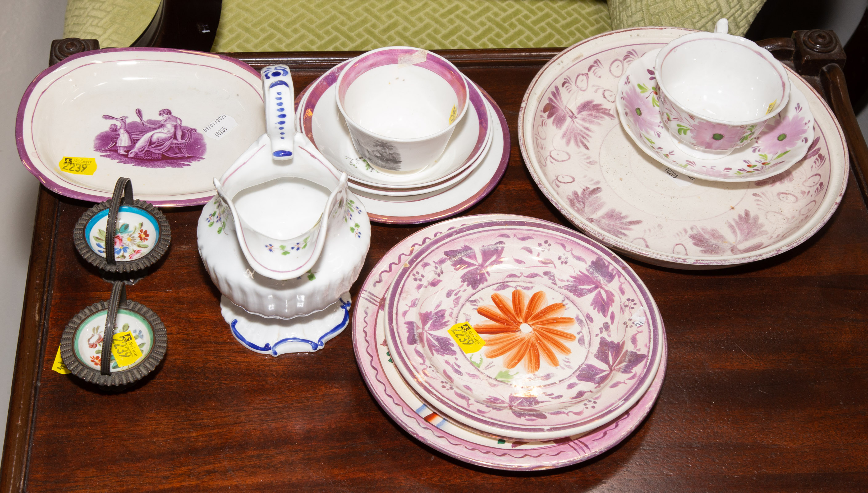 SELECTION OF ANTIQUE STAFFORDSHIRE 335162