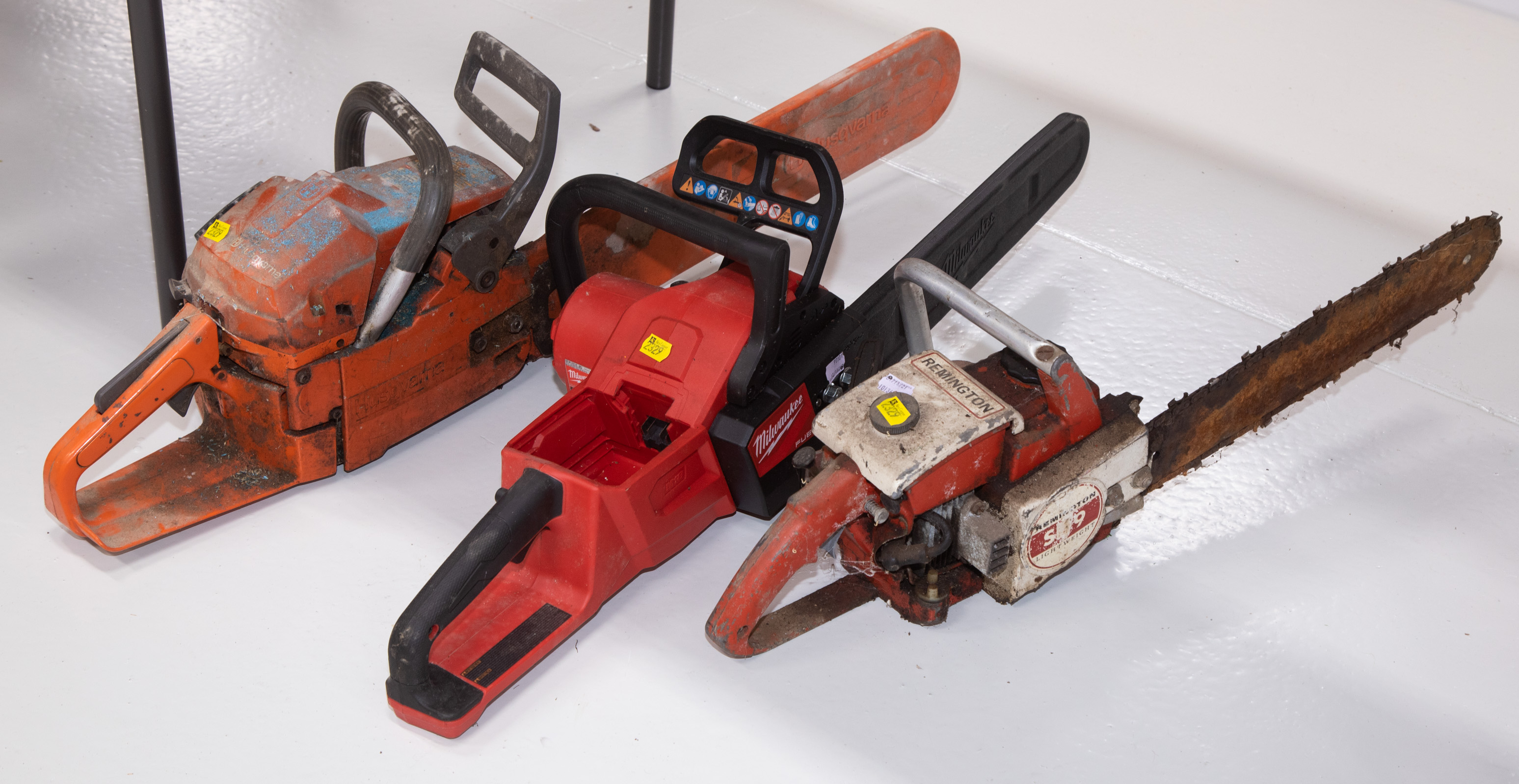 THREE ASSORTED CHAINSAWS Including 3351b9