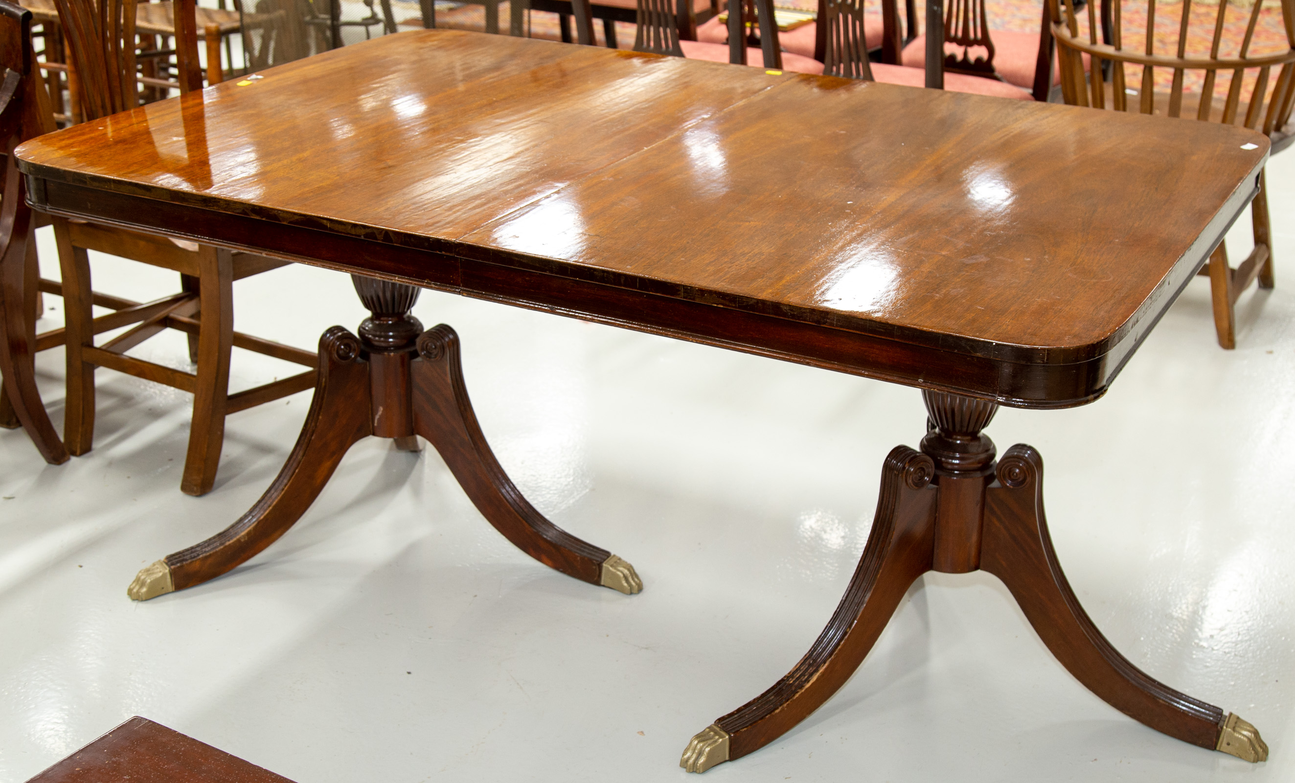 REGENCY STYLE DOUBLE PEDESTAL DINING