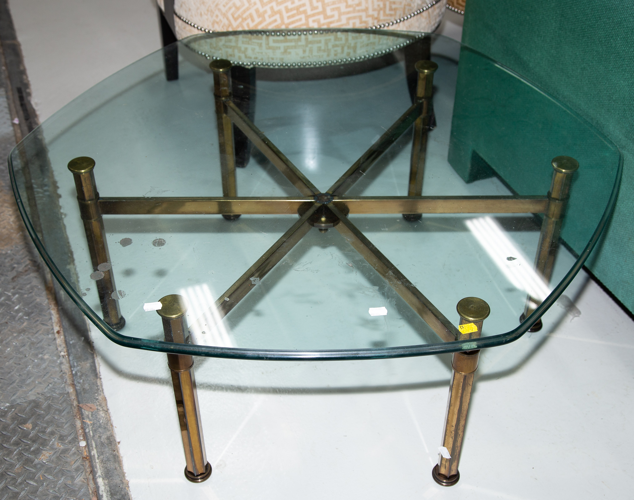 METAL BASED COFFEE TABLE WITH GLASS