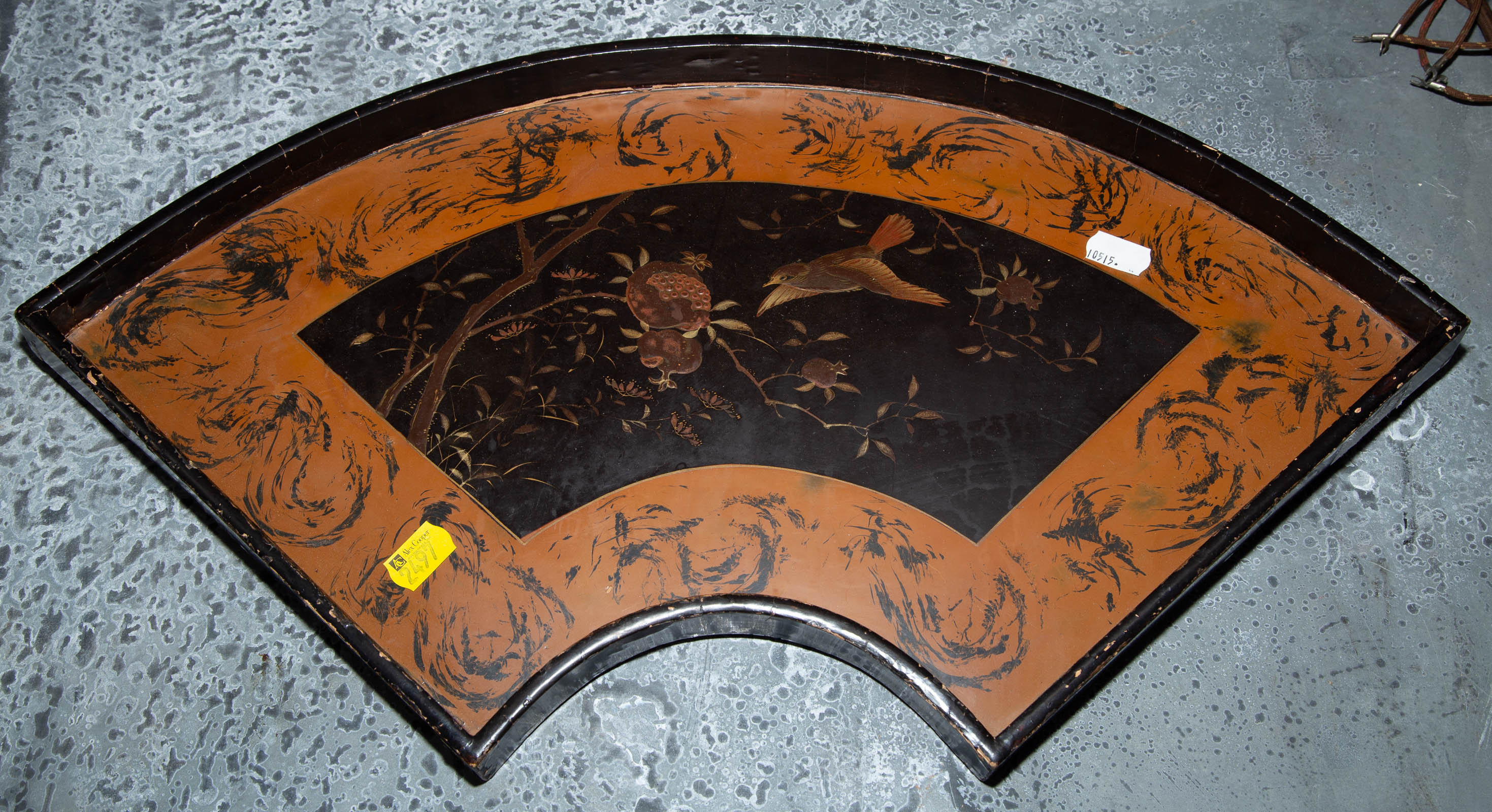JAPANESE LACQUERED FAN-SHAPED TRAY