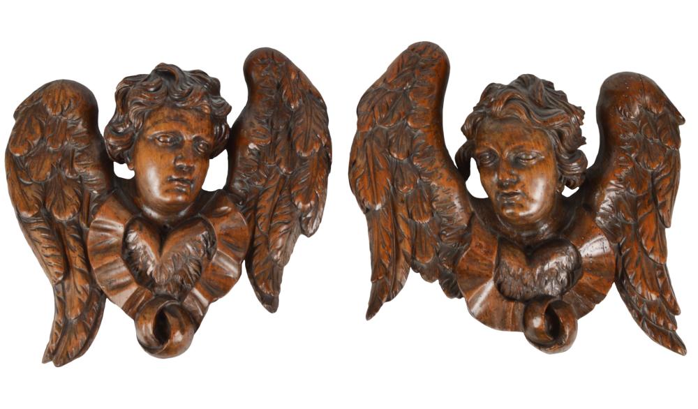 PAIR OF ITALIAN 18 19TH CT CARVED 337e68