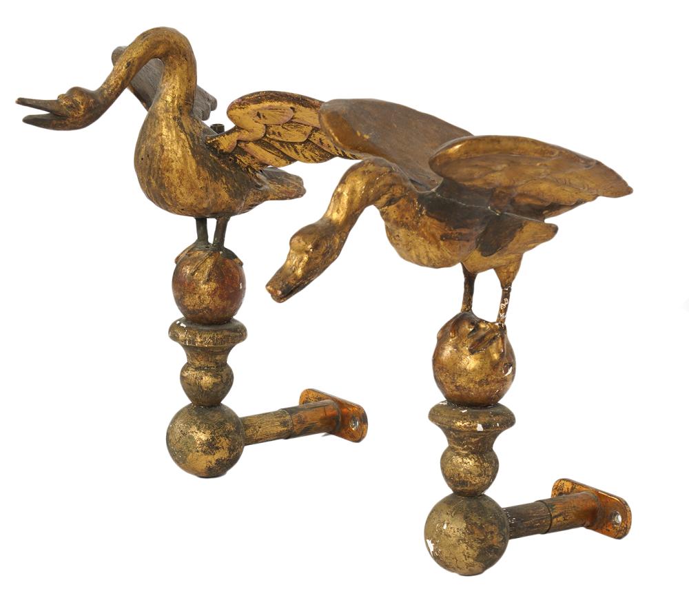 2 ITALIAN CARVED GILT SWAN SCONCES 337f09