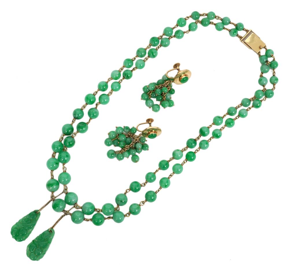 MAGNIFICENT JADE BEADS & CLUSTER