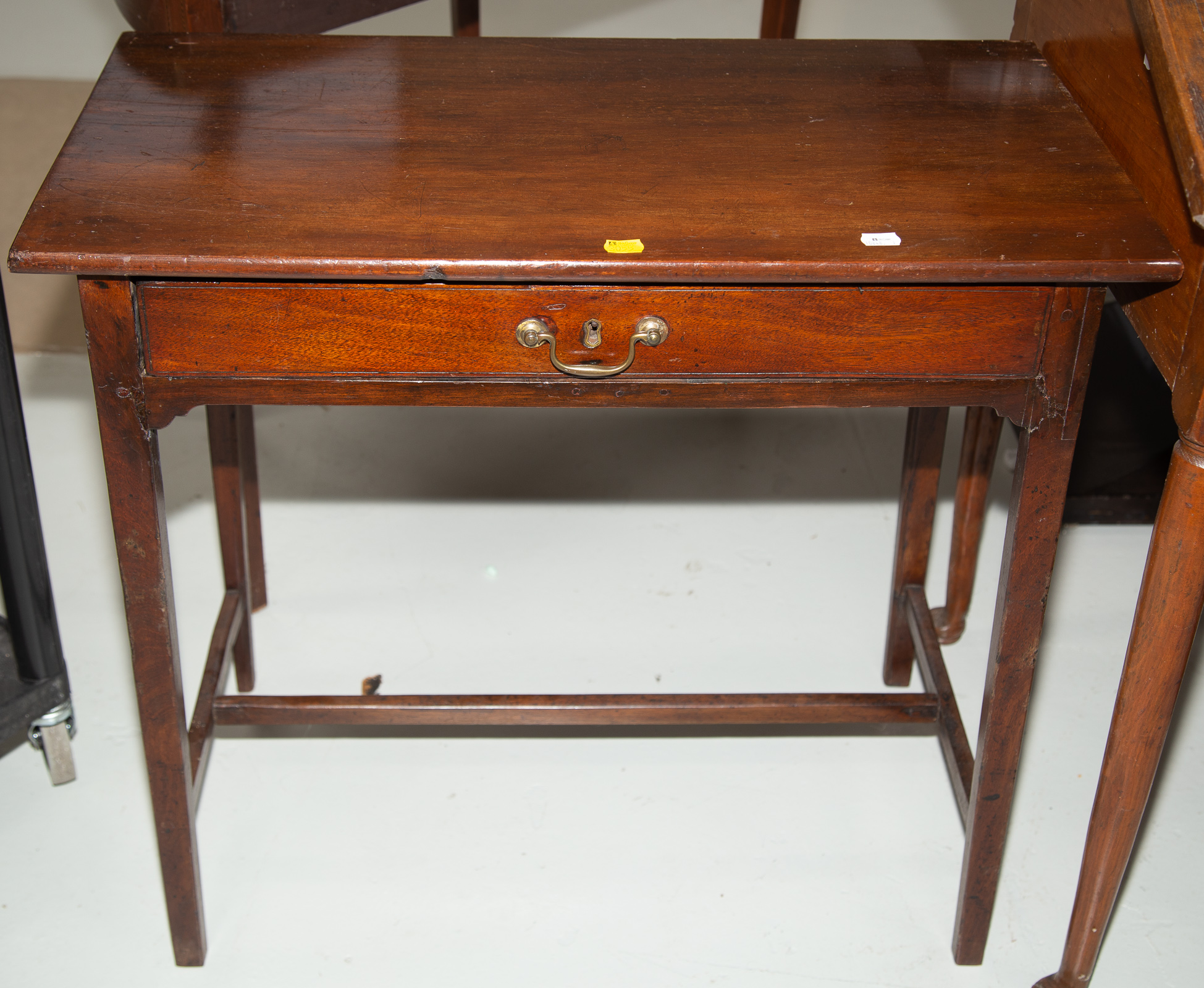 ENGLISH MAHOGANY SIDE TABLE 18th