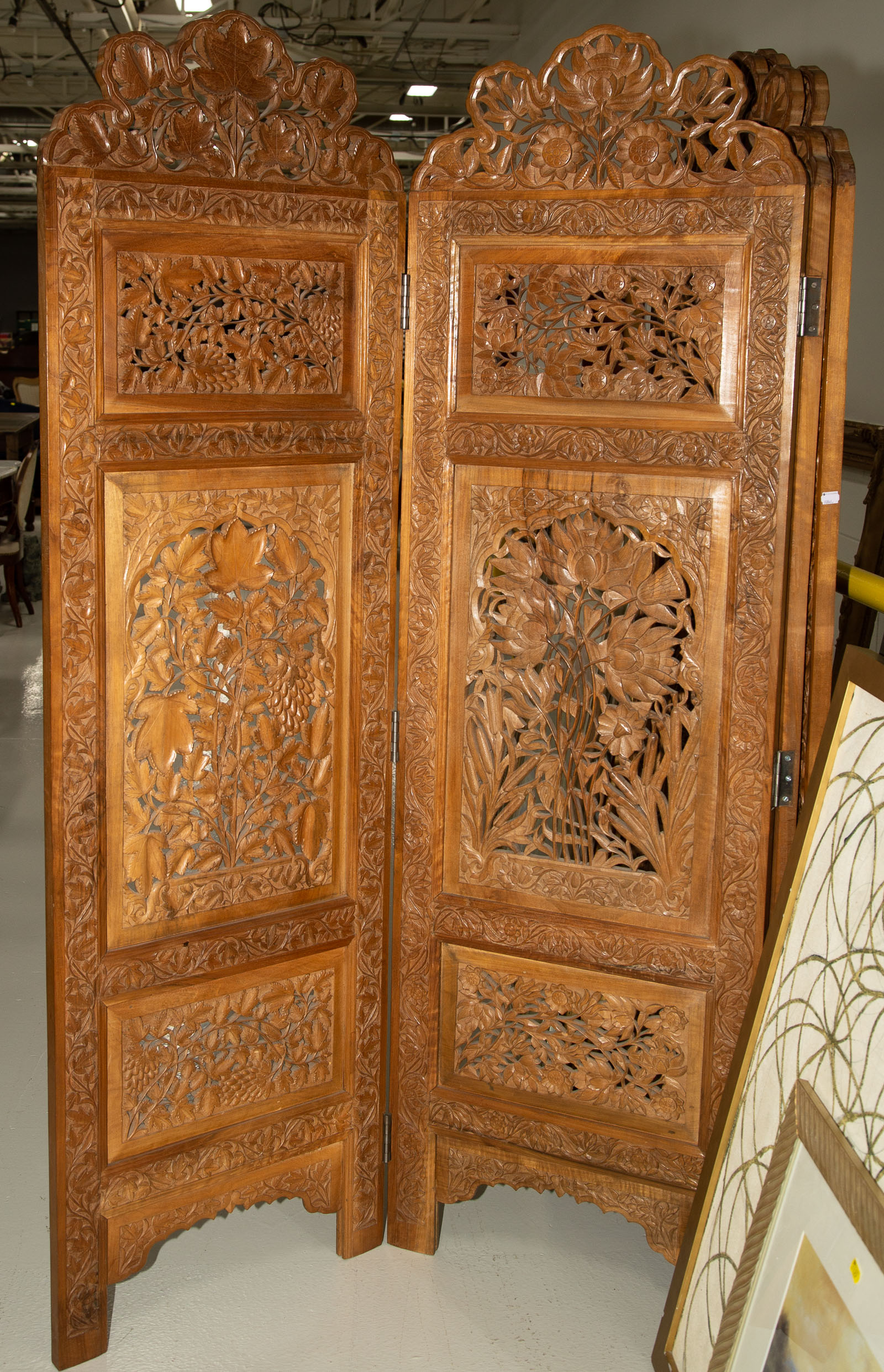 ORNATELY CARVED INDIAN FOUR PANEL 3382f6